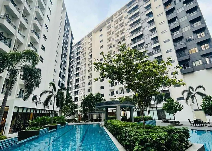 Apartahotel Cozy Staycation At Rossy's Place Near In Paranaque